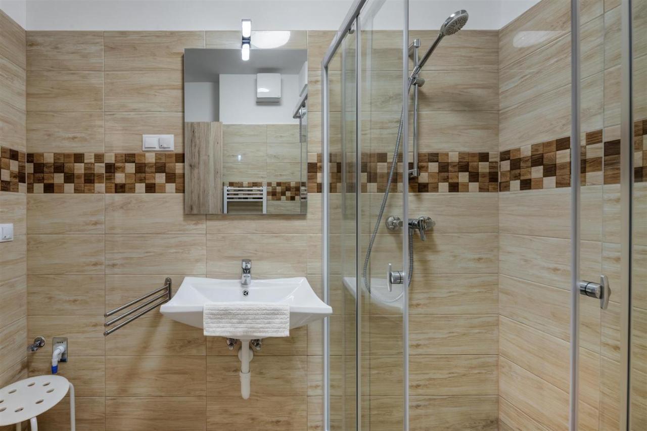 Leonardo Ground Apartment Budapeste Exterior foto