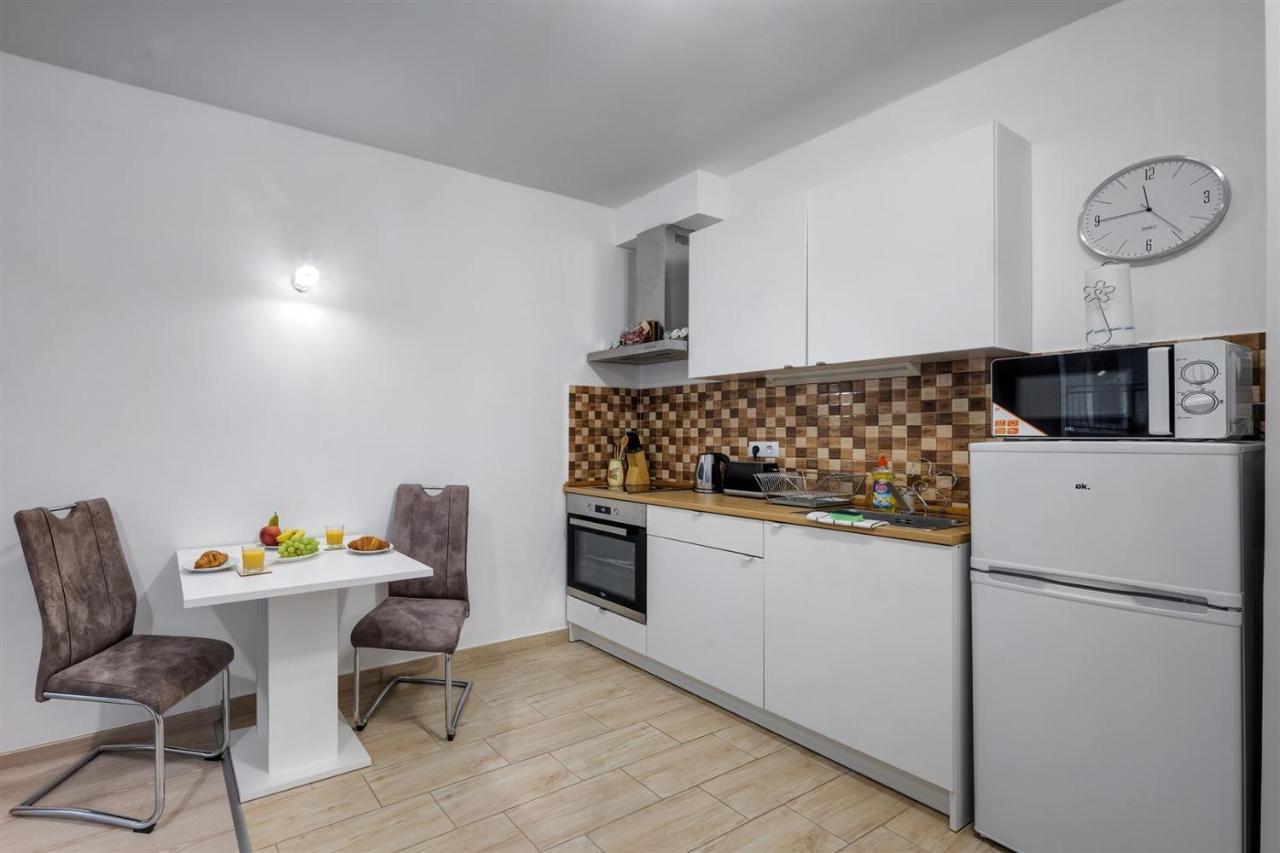 Leonardo Ground Apartment Budapeste Exterior foto